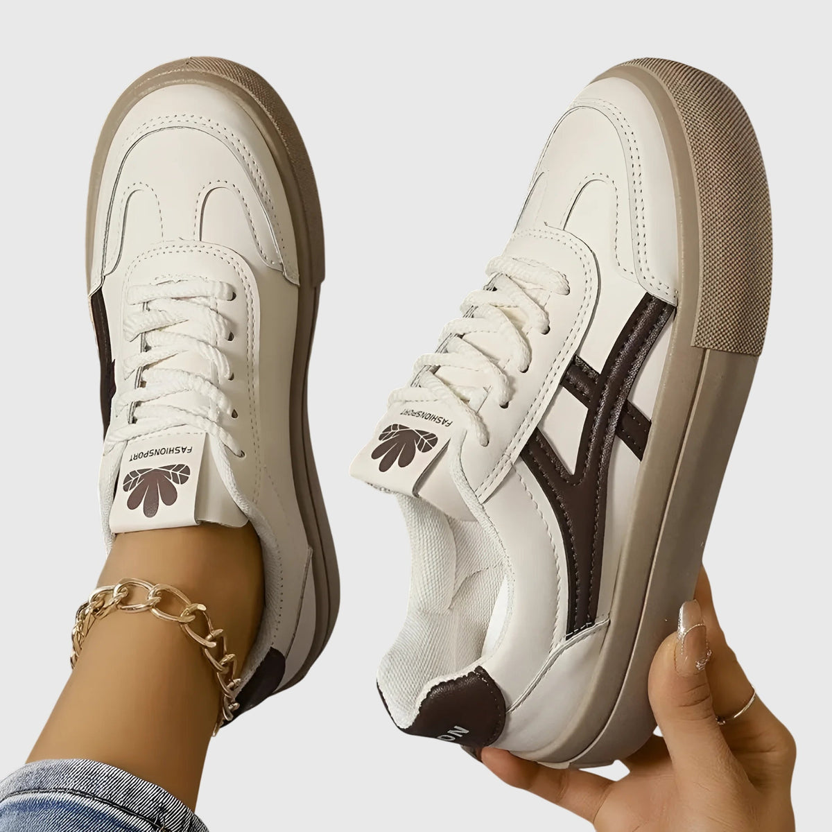 Women's Orthopaedic Extra-Wide Heel Trainers