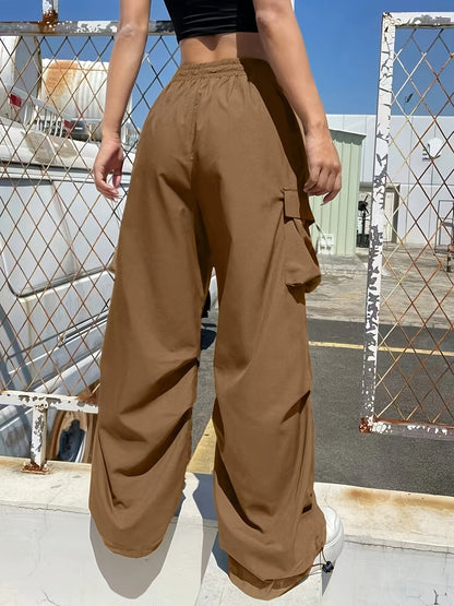 Women's Wide-Leg Cargo Trousers